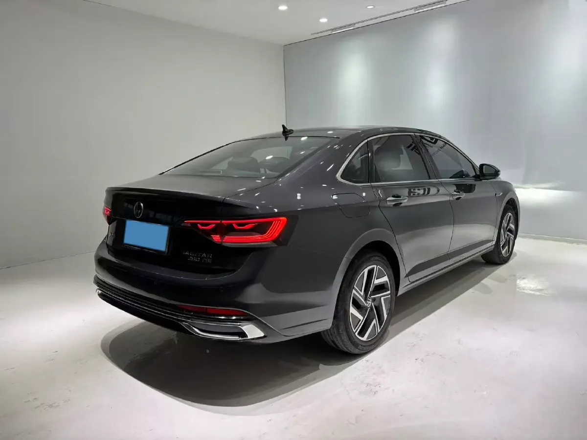 2023 Volkswagen Sagitar 1.4T 150HP L4 7DCT,autocango,china used car exporter,china ev exporter,chinese used car exporter,chinese used ev exporter