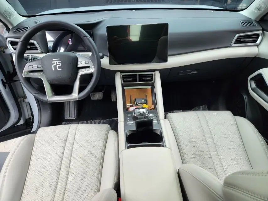 2024 BYD YuanUP BEV 45.12KWH,autocango,china used car exporter,china ev exporter,chinese used car exporter,chinese used ev exporter