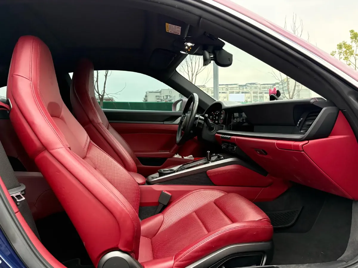 2020 Porsche 911 3.0T 385HP H6 8DCT,autocango,china used car exporter,china ev exporter,chinese used car exporter,chinese used ev exporter