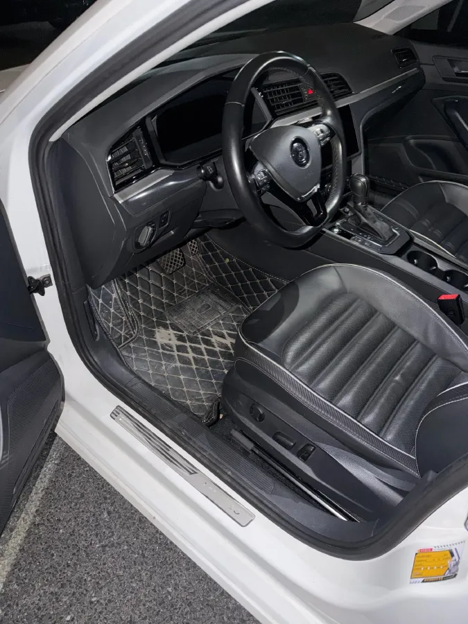 2019 Volkswagen Tayron 2.0T 186HP L4 7DCT,autocango,china used car exporter,china ev exporter,chinese used car exporter,chinese used ev exporter