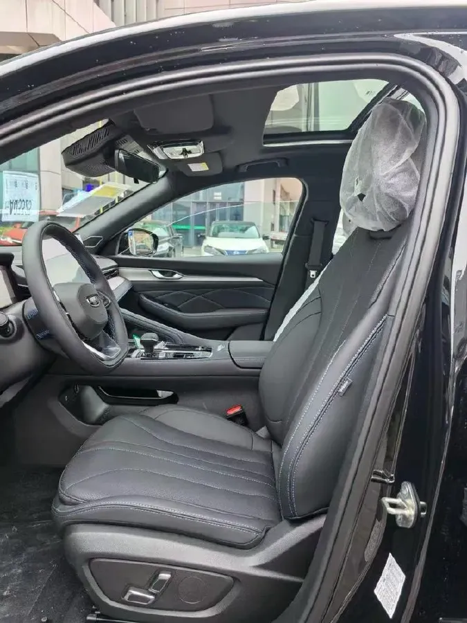 2026 Geely Preface 1.5T 181HP L4 7DCT,autocango,china used car exporter,china ev exporter,chinese used car exporter,chinese used ev exporter