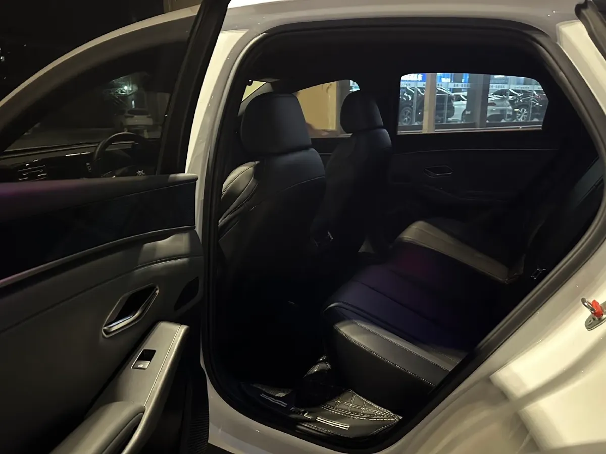 2025 BYD QinL 1.5L 101HP L4 E-CVT PHEV 10.08KWH,autocango,china used car exporter,china ev exporter,chinese used car exporter,chinese used ev exporter