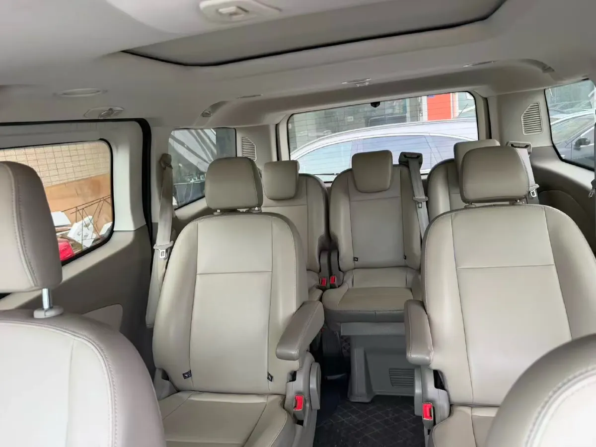 2016 Ford Tourneo 2.0T 203HP L4 5MT,autocango,china used car exporter,china ev exporter,chinese used car exporter,chinese used ev exporter