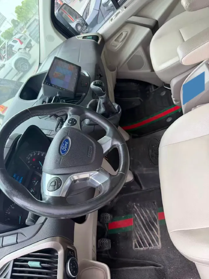 2016 Ford Tourneo 2.0T 203HP L4 5MT,autocango,china used car exporter,china ev exporter,chinese used car exporter,chinese used ev exporter