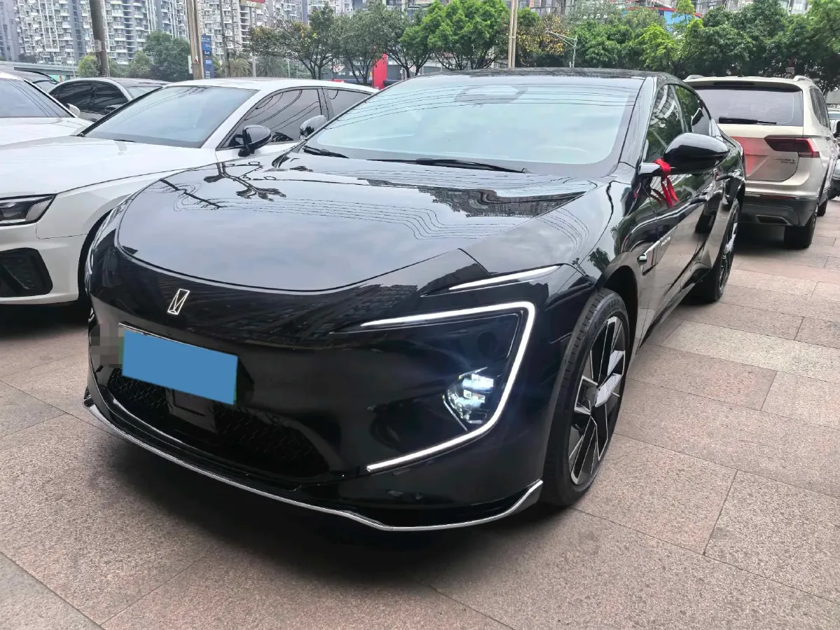 2025 Avatr 12 1.5T 156HP L4 REEV 39.05KWH,autocango,china used car exporter,china ev exporter,chinese used car exporter,chinese used ev exporter