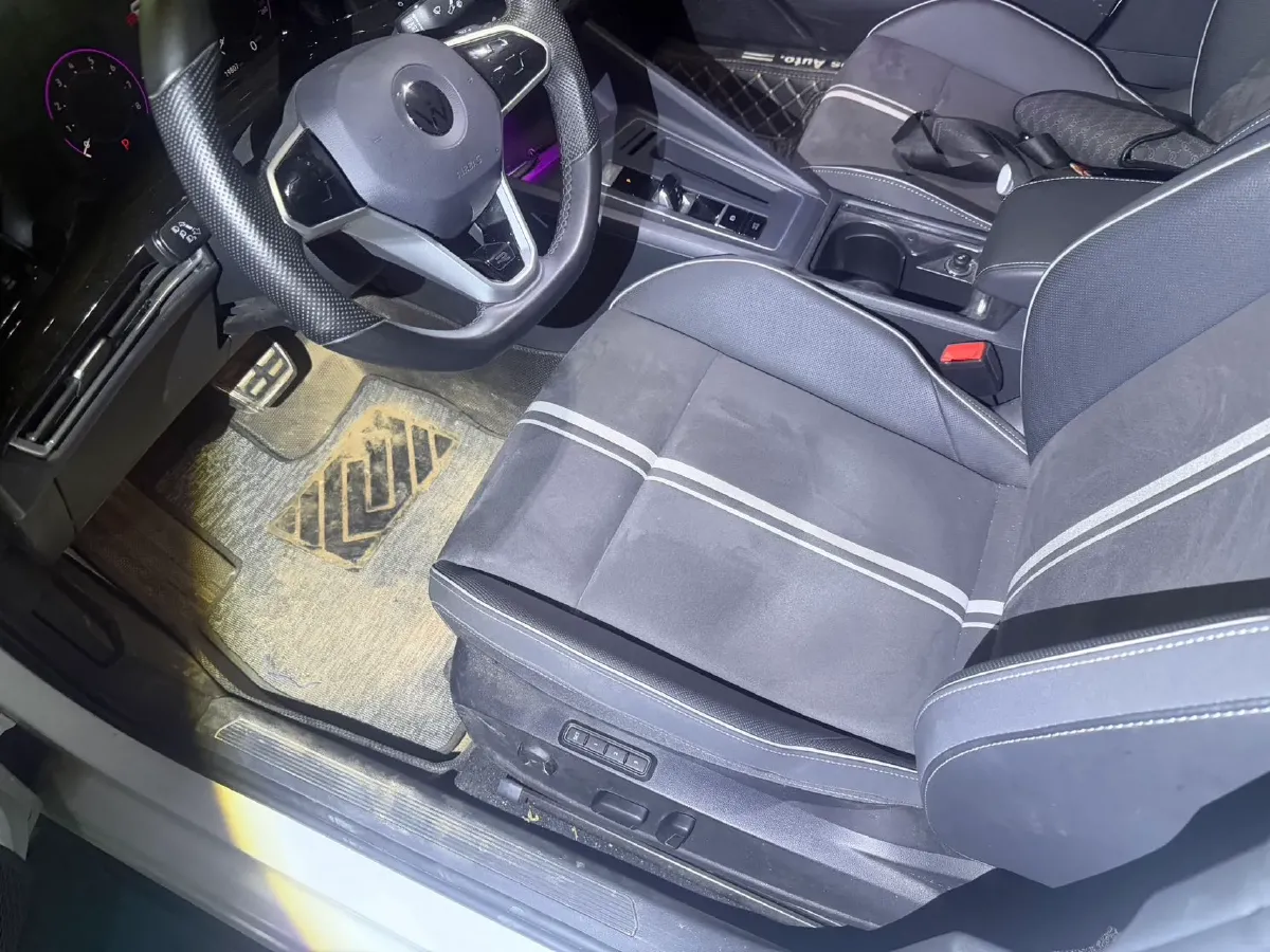 2023 Volkswagen Golf 1.4T 150HP L4 7DCT,autocango,china used car exporter,china ev exporter,chinese used car exporter,chinese used ev exporter