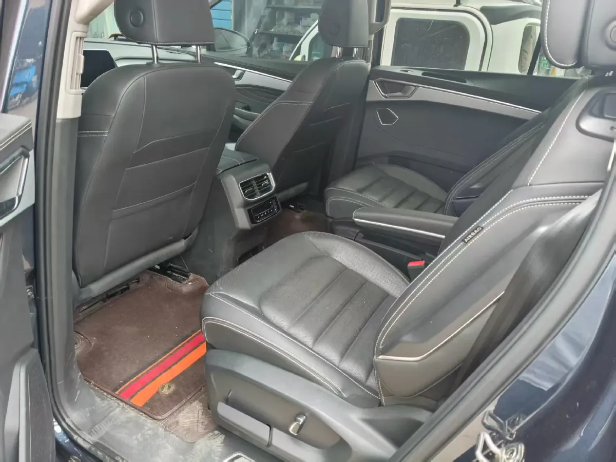 2022 Volkswagen Talagon 2.0T 220HP L4 7DCT,autocango,china used car exporter,china ev exporter,chinese used car exporter,chinese used ev exporter