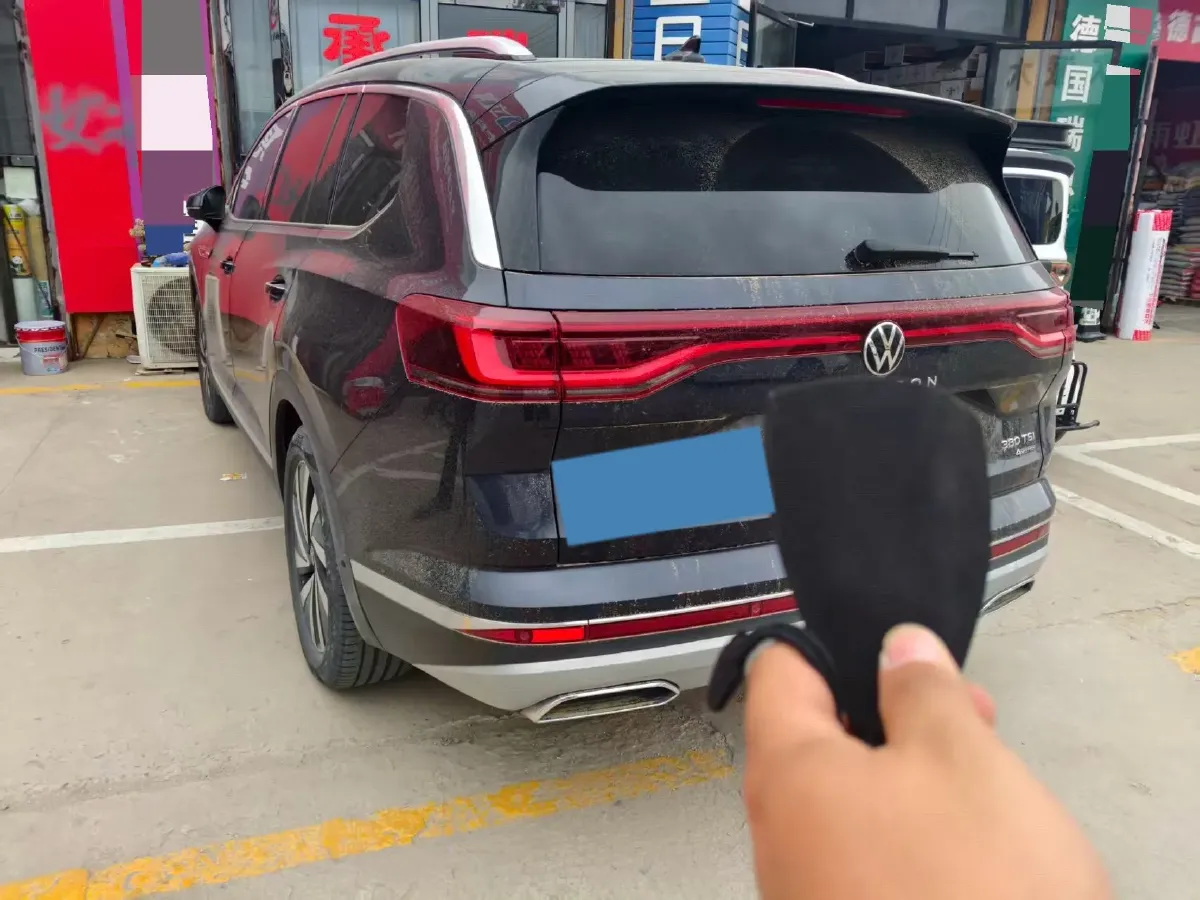 2022 Volkswagen Talagon 2.0T 220HP L4 7DCT,autocango,china used car exporter,china ev exporter,chinese used car exporter,chinese used ev exporter