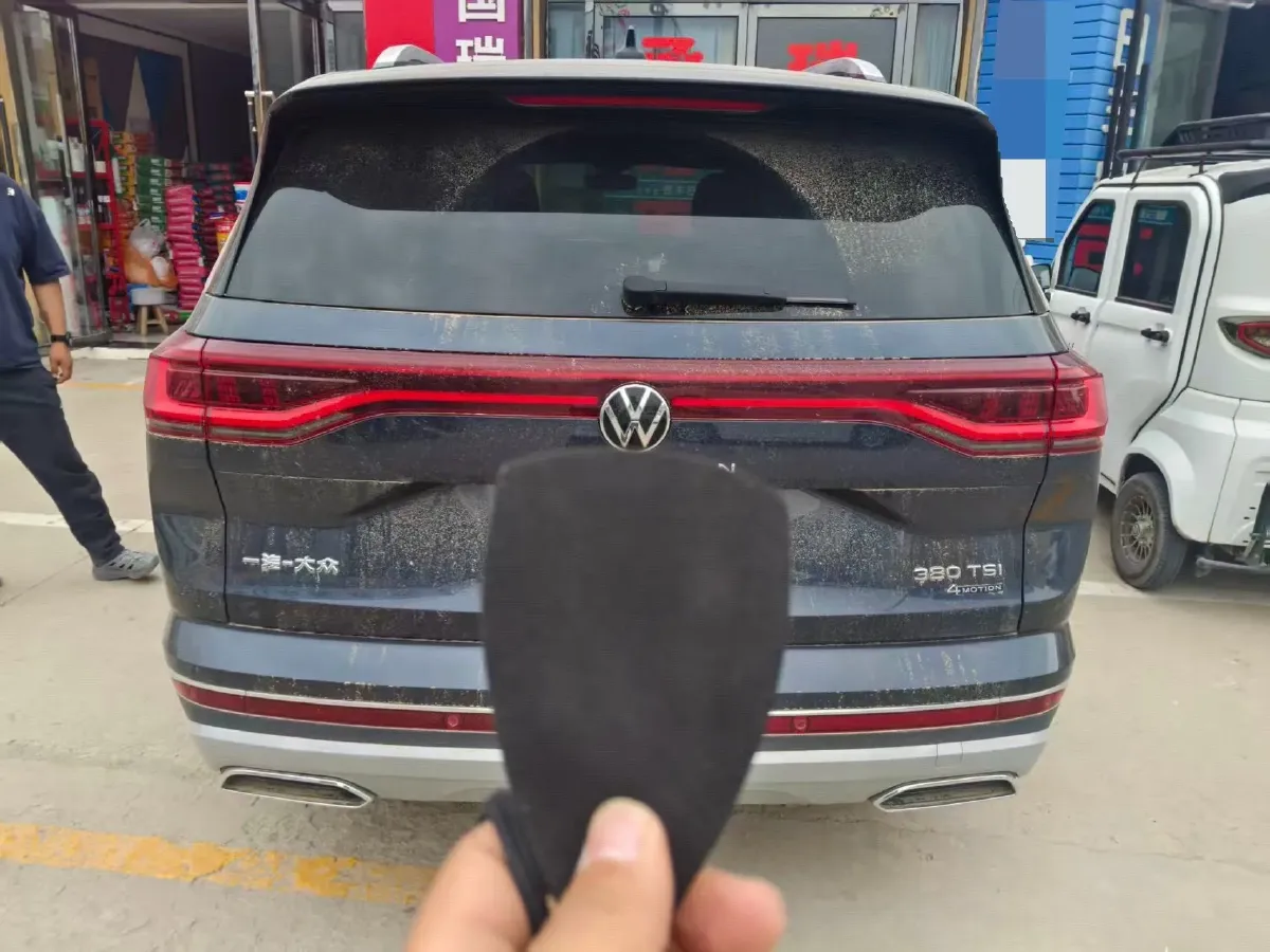 2022 Volkswagen Talagon 2.0T 220HP L4 7DCT,autocango,china used car exporter,china ev exporter,chinese used car exporter,chinese used ev exporter