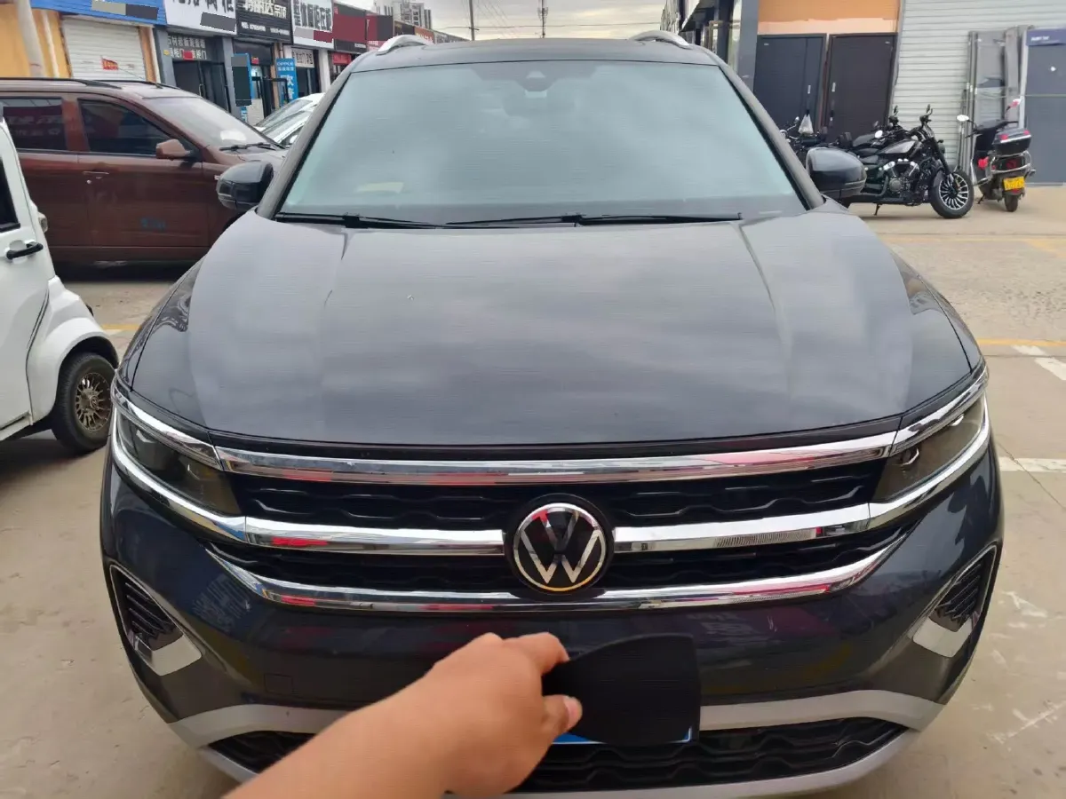2022 Volkswagen Talagon 2.0T 220HP L4 7DCT,autocango,china used car exporter,china ev exporter,chinese used car exporter,chinese used ev exporter