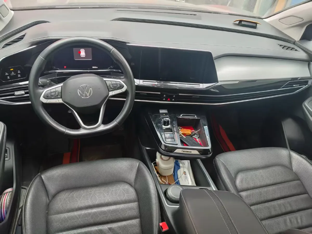 2022 Volkswagen Talagon 2.0T 220HP L4 7DCT,autocango,china used car exporter,china ev exporter,chinese used car exporter,chinese used ev exporter