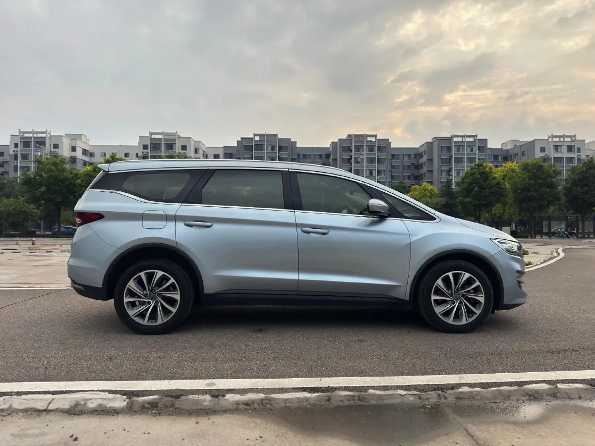 2019 Geely JiaJi 1.5T 177HP L3 7DCT,autocango,china used car exporter,china ev exporter,chinese used car exporter,chinese used ev exporter