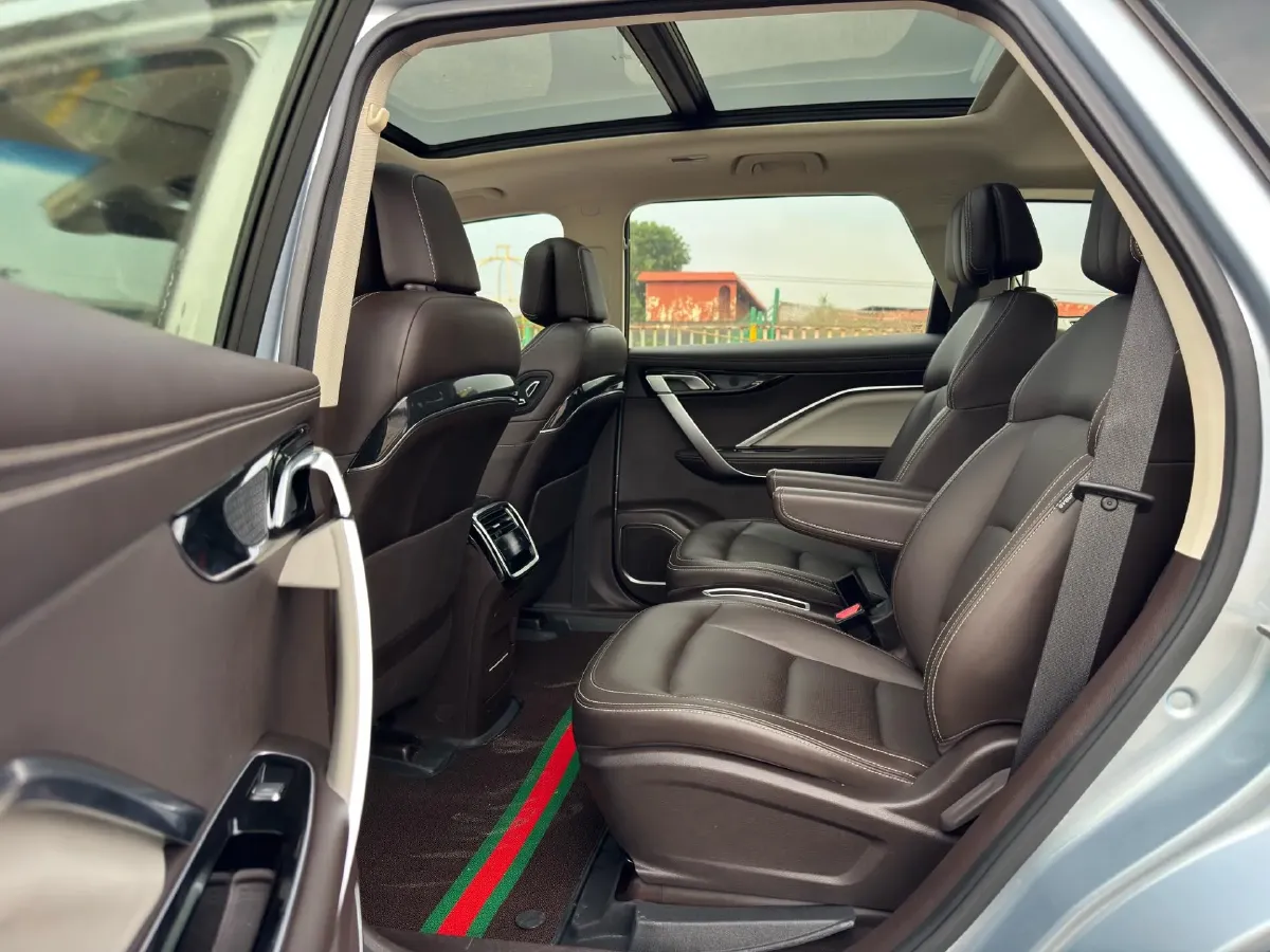 2019 Geely JiaJi 1.5T 177HP L3 7DCT,autocango,china used car exporter,china ev exporter,chinese used car exporter,chinese used ev exporter