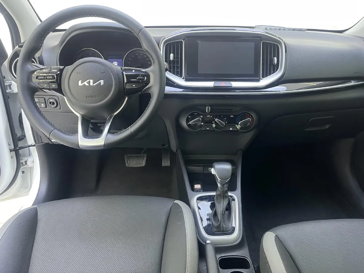 2021 Kia KX1 1.4L 100HP L4 6AT,autocango,china used car exporter,china ev exporter,chinese used car exporter,chinese used ev exporter