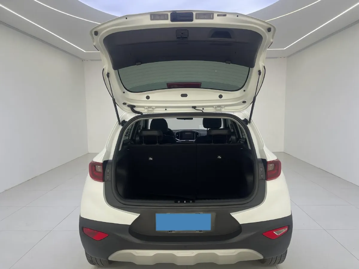 2021 Kia KX1 1.4L 100HP L4 6AT,autocango,china used car exporter,china ev exporter,chinese used car exporter,chinese used ev exporter