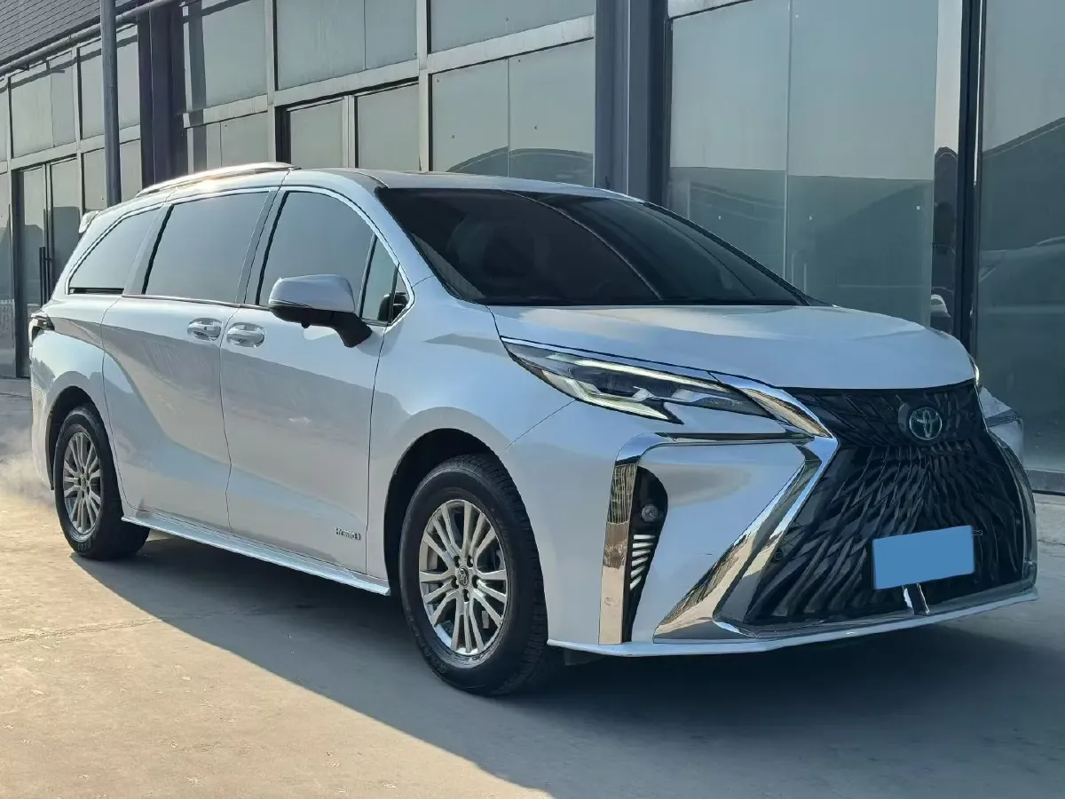 2021 Toyota Sienna 2.5L 192HP L4 E-CVT Hybrid,autocango,china used car exporter,china ev exporter,chinese used car exporter,chinese used ev exporter