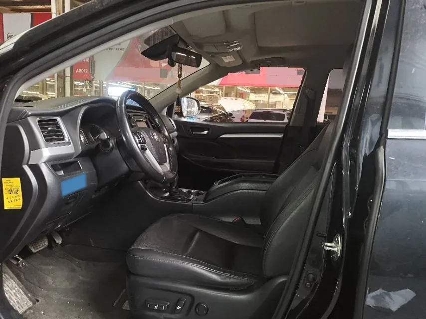 2018 Toyota Highlander 2.0T 220HP L4 6AT,autocango,china used car exporter,china ev exporter,chinese used car exporter,chinese used ev exporter