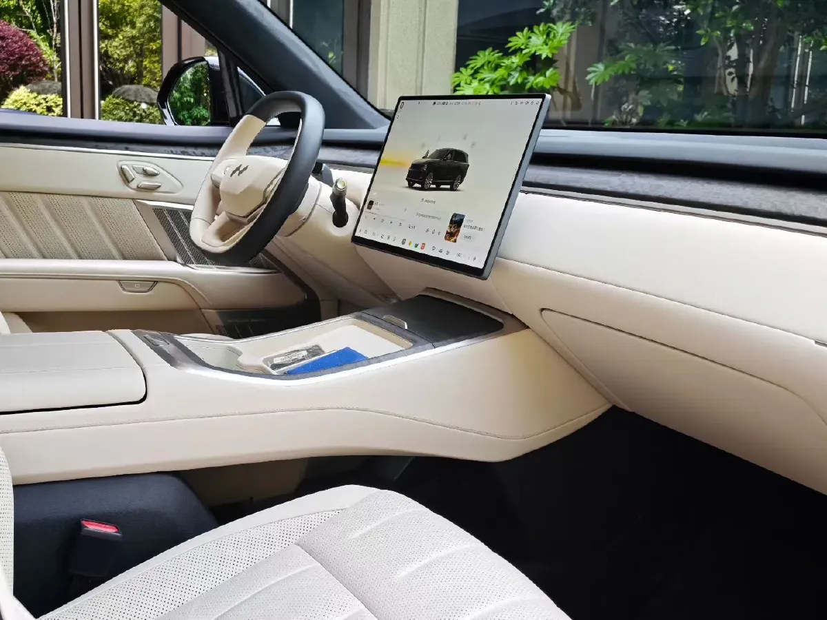 2025 ONVO L90 BEV,autocango,china used car exporter,china ev exporter,chinese used car exporter,chinese used ev exporter
