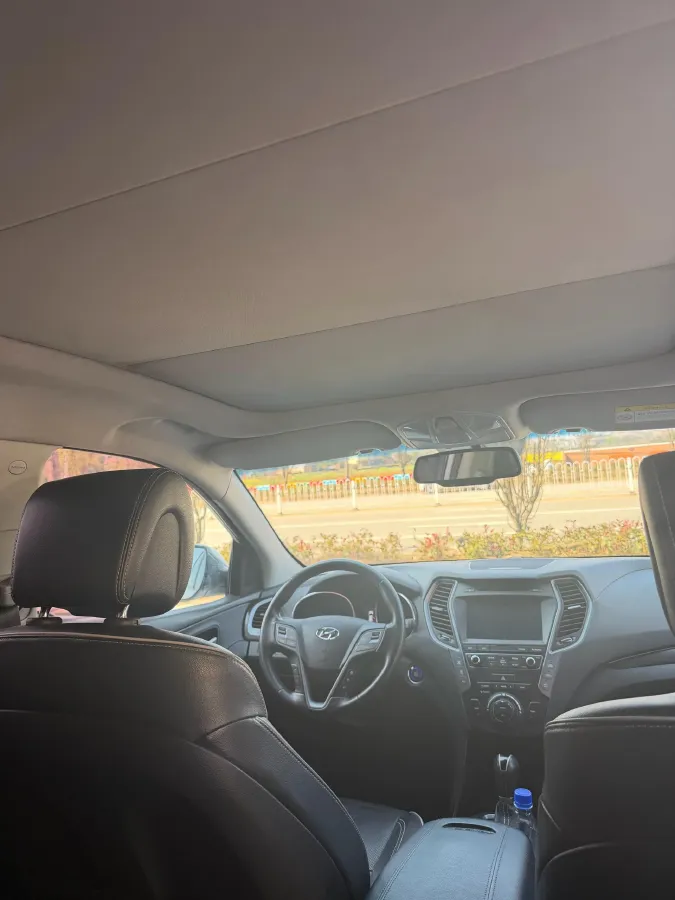 2017 Hyundai Santafe 2.0T 245HP L4 6AT,autocango,china used car exporter,china ev exporter,chinese used car exporter,chinese used ev exporter