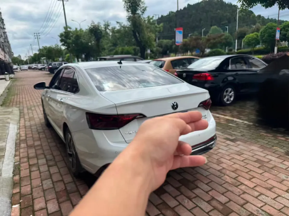 2023 Volkswagen Sagitar 1.5T 160HP L4 7DCT,autocango,china used car exporter,china ev exporter,chinese used car exporter,chinese used ev exporter
