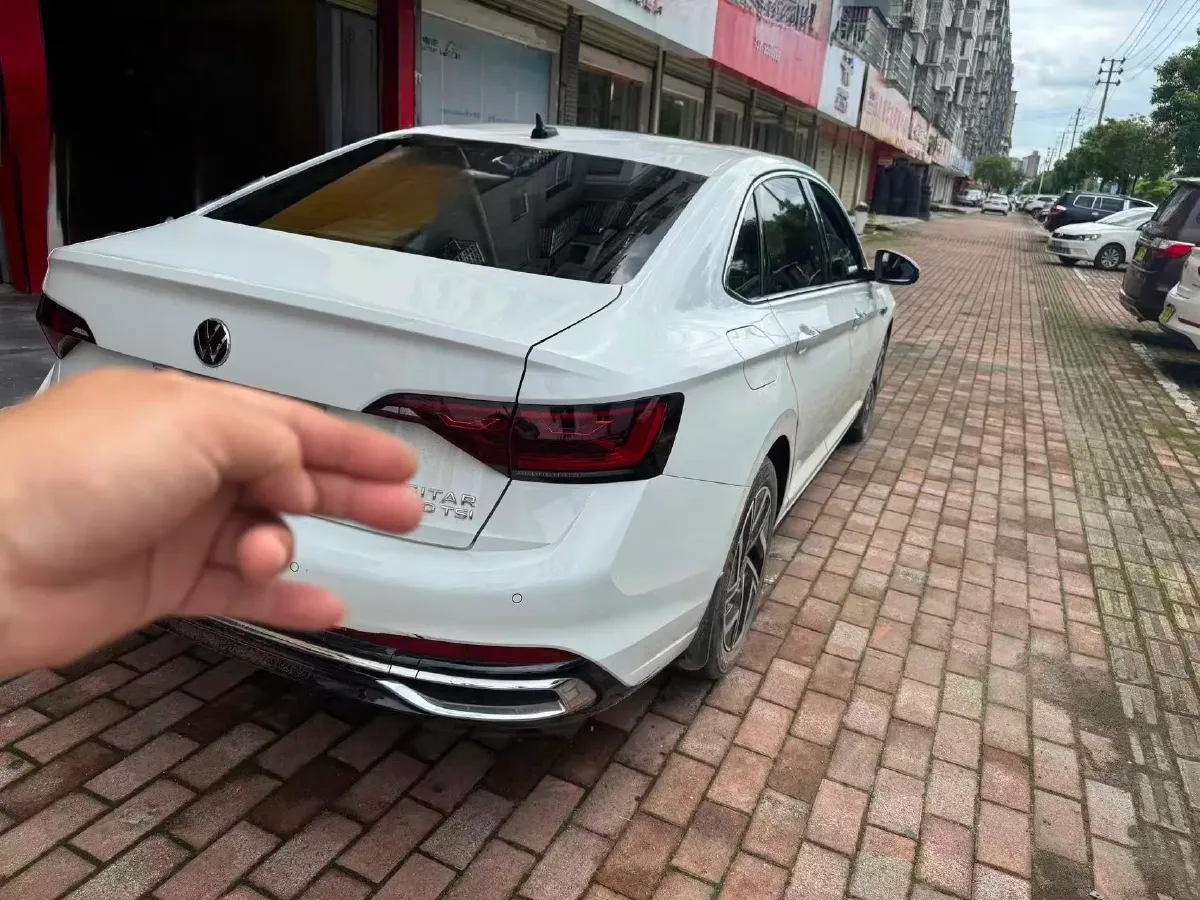2023 Volkswagen Sagitar 1.5T 160HP L4 7DCT,autocango,china used car exporter,china ev exporter,chinese used car exporter,chinese used ev exporter