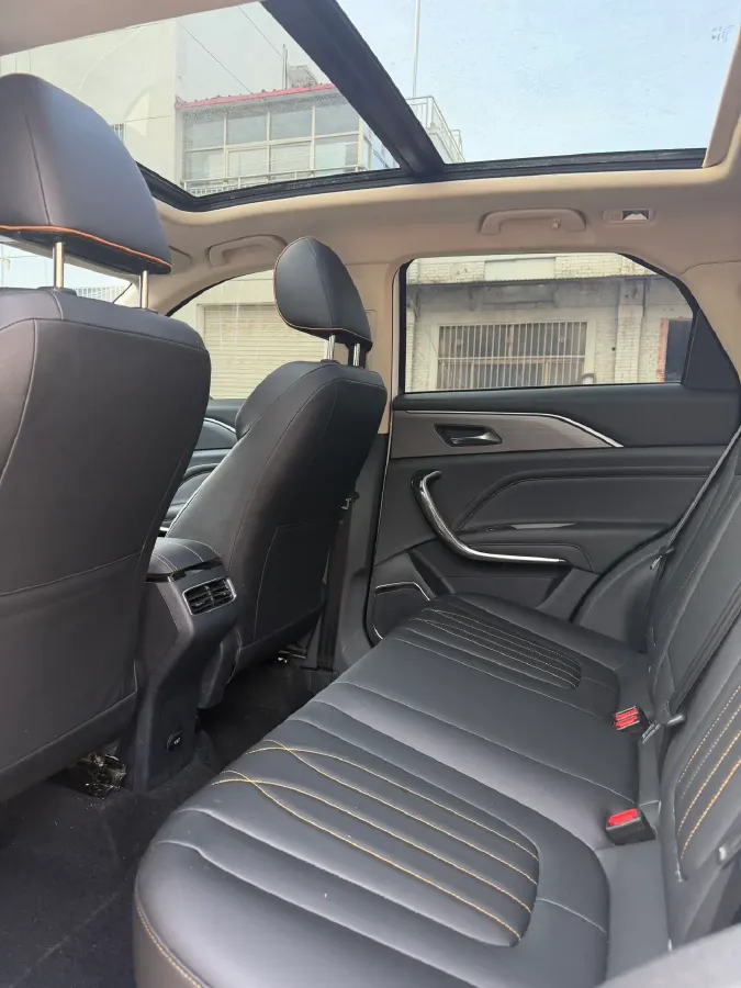 2021 Bestune T77 1.5T 169HP L4 7DCT,autocango,china used car exporter,china ev exporter,chinese used car exporter,chinese used ev exporter