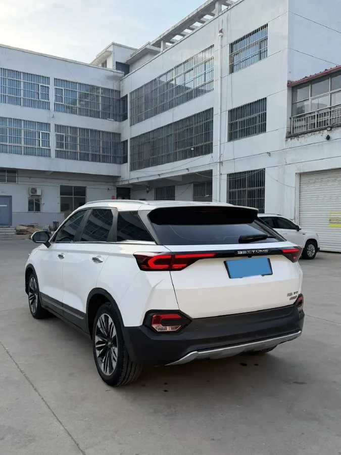 2021 Bestune T77 1.5T 169HP L4 7DCT,autocango,china used car exporter,china ev exporter,chinese used car exporter,chinese used ev exporter