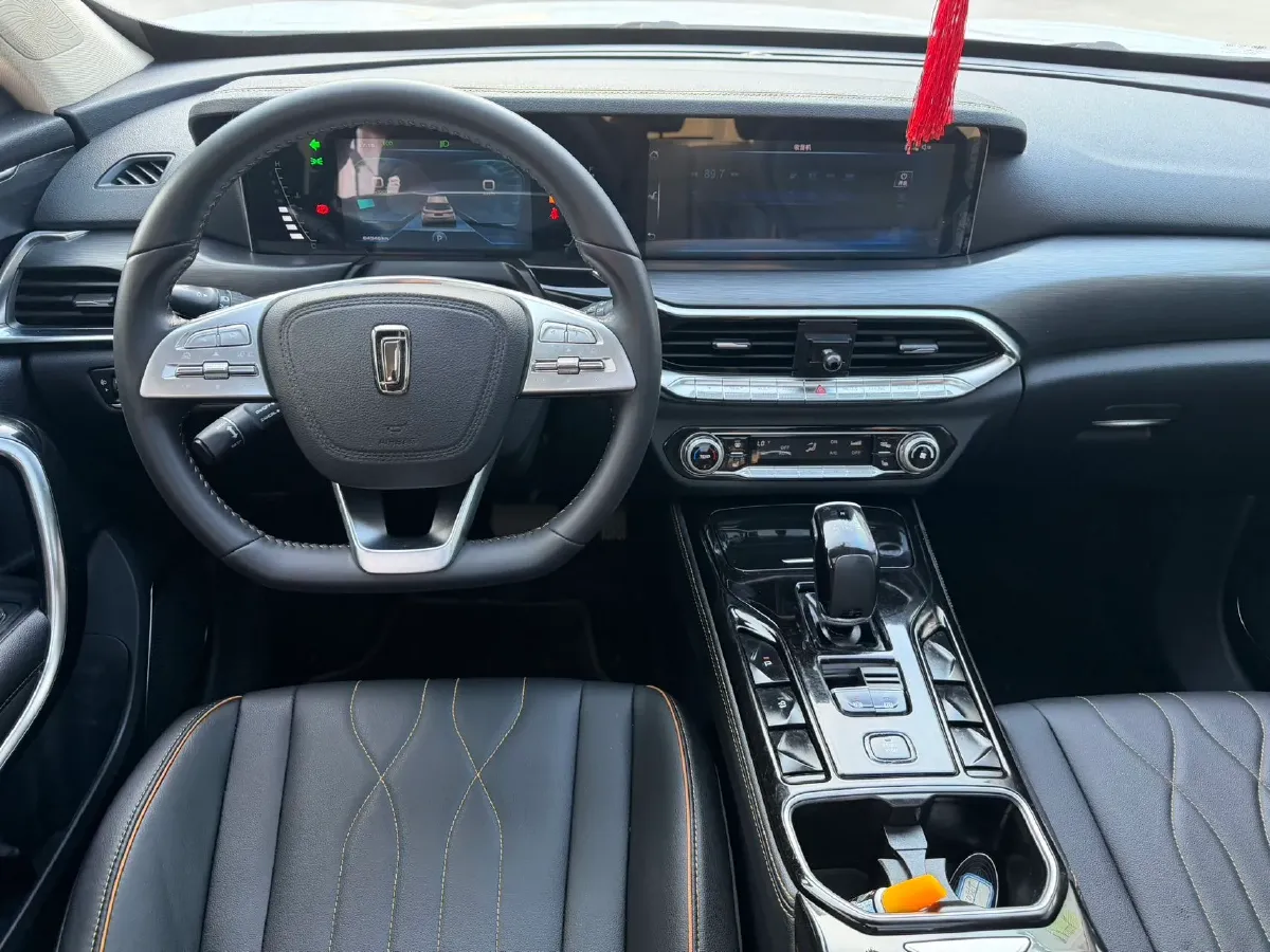 2021 Bestune T77 1.5T 169HP L4 7DCT,autocango,china used car exporter,china ev exporter,chinese used car exporter,chinese used ev exporter