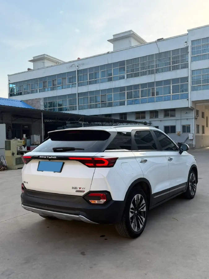 2021 Bestune T77 1.5T 169HP L4 7DCT,autocango,china used car exporter,china ev exporter,chinese used car exporter,chinese used ev exporter