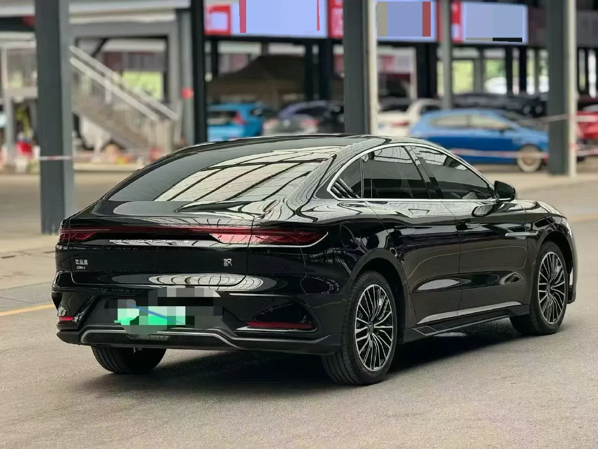 2022 Volkswagen Tiguan L 2.0T 186HP L4 7DCT,autocango,china used car exporter,china ev exporter,chinese used car exporter,chinese used ev exporter