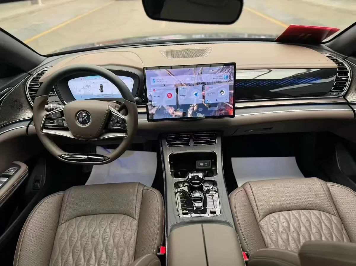 2022 Volkswagen Tiguan L 2.0T 186HP L4 7DCT,autocango,china used car exporter,china ev exporter,chinese used car exporter,chinese used ev exporter