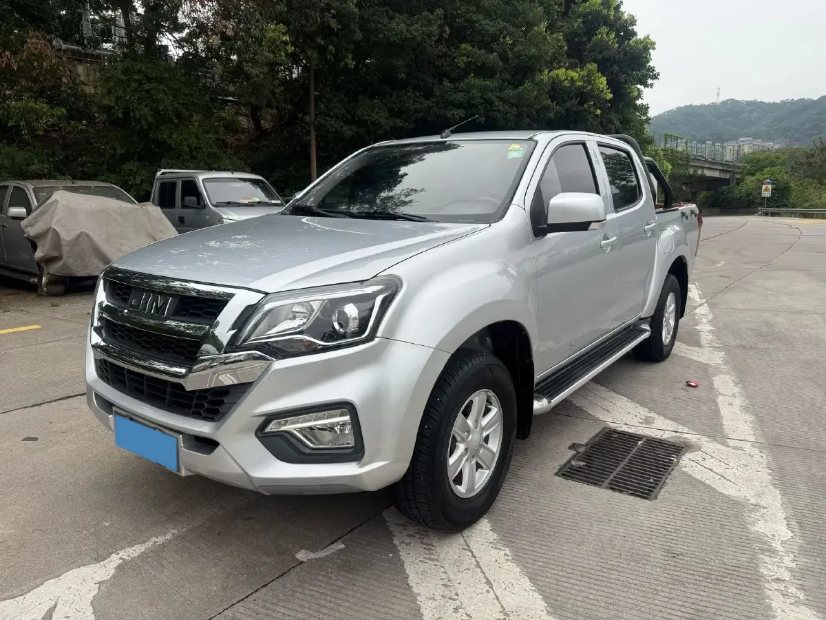 2022 Isuzu RE-MAX Jim 2.8T 120HP L4 5MT,autocango,china used car exporter,china ev exporter,chinese used car exporter,chinese used ev exporter