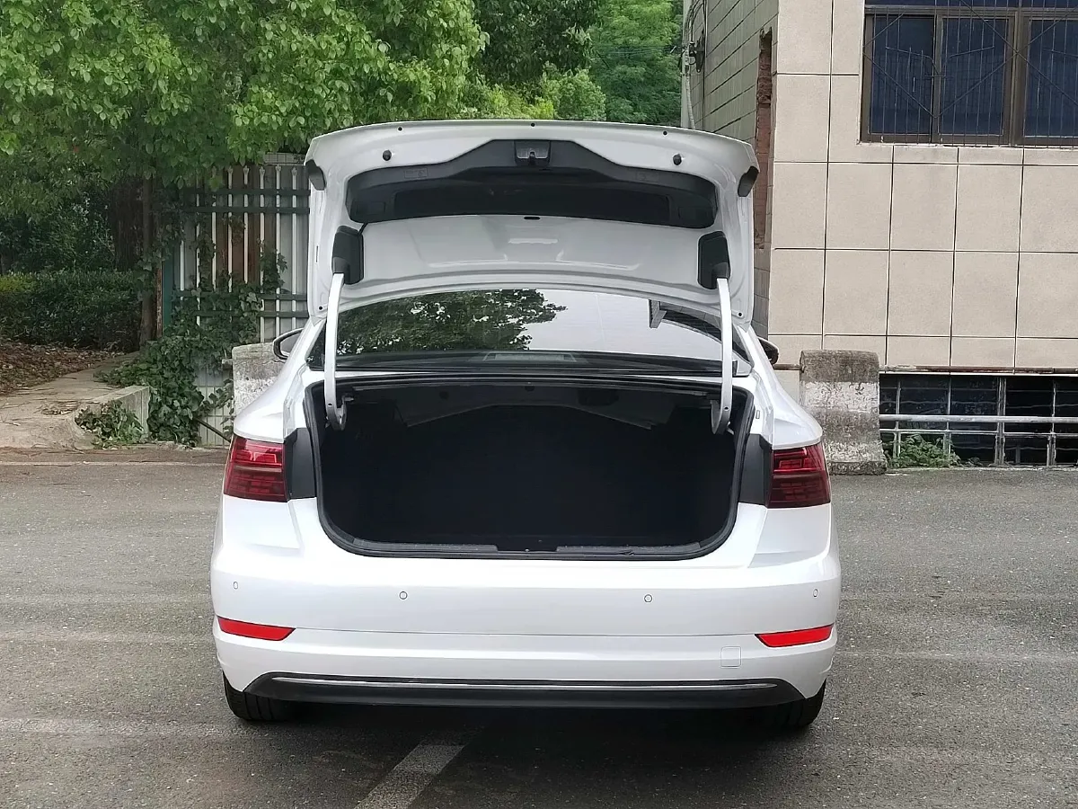 2021 Volkswagen Sagitar 1.2T 116HP L4 7DCT,autocango,china used car exporter,china ev exporter,chinese used car exporter,chinese used ev exporter