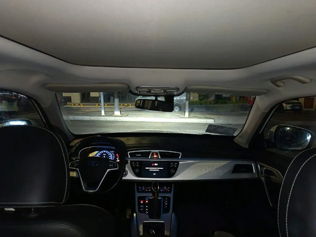 2018 Geely Azkarra 1.8T 184HP L4 6AT,autocango,china used car exporter,china ev exporter,chinese used car exporter,chinese used ev exporter