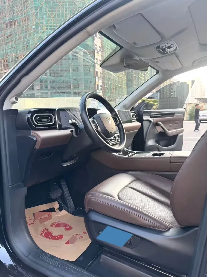 2023 Leapmotor C11 Range Extended 131HP REEV 43.74KWH,autocango,china used car exporter,china ev exporter,chinese used car exporter,chinese used ev exporter