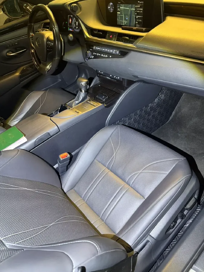 2018 Lexus ES 2.5L 178HP L4 E-CVT Hybrid,autocango,china used car exporter,china ev exporter,chinese used car exporter,chinese used ev exporter