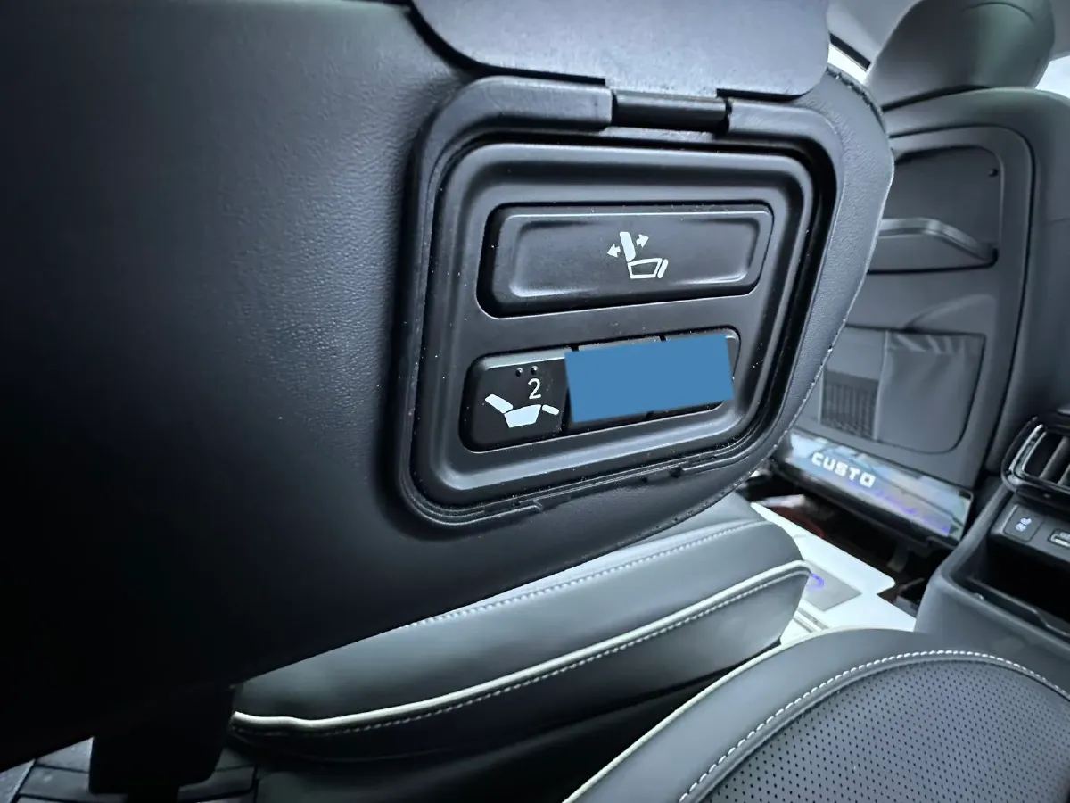 2022 Hyundai Custo 1.5T 170HP L4 8AT,autocango,china used car exporter,china ev exporter,chinese used car exporter,chinese used ev exporter