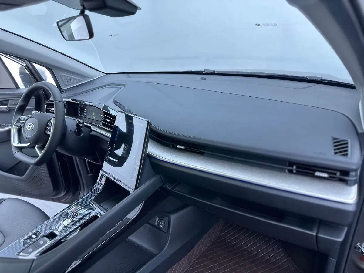 2022 Hyundai Custo 1.5T 170HP L4 8AT,autocango,china used car exporter,china ev exporter,chinese used car exporter,chinese used ev exporter
