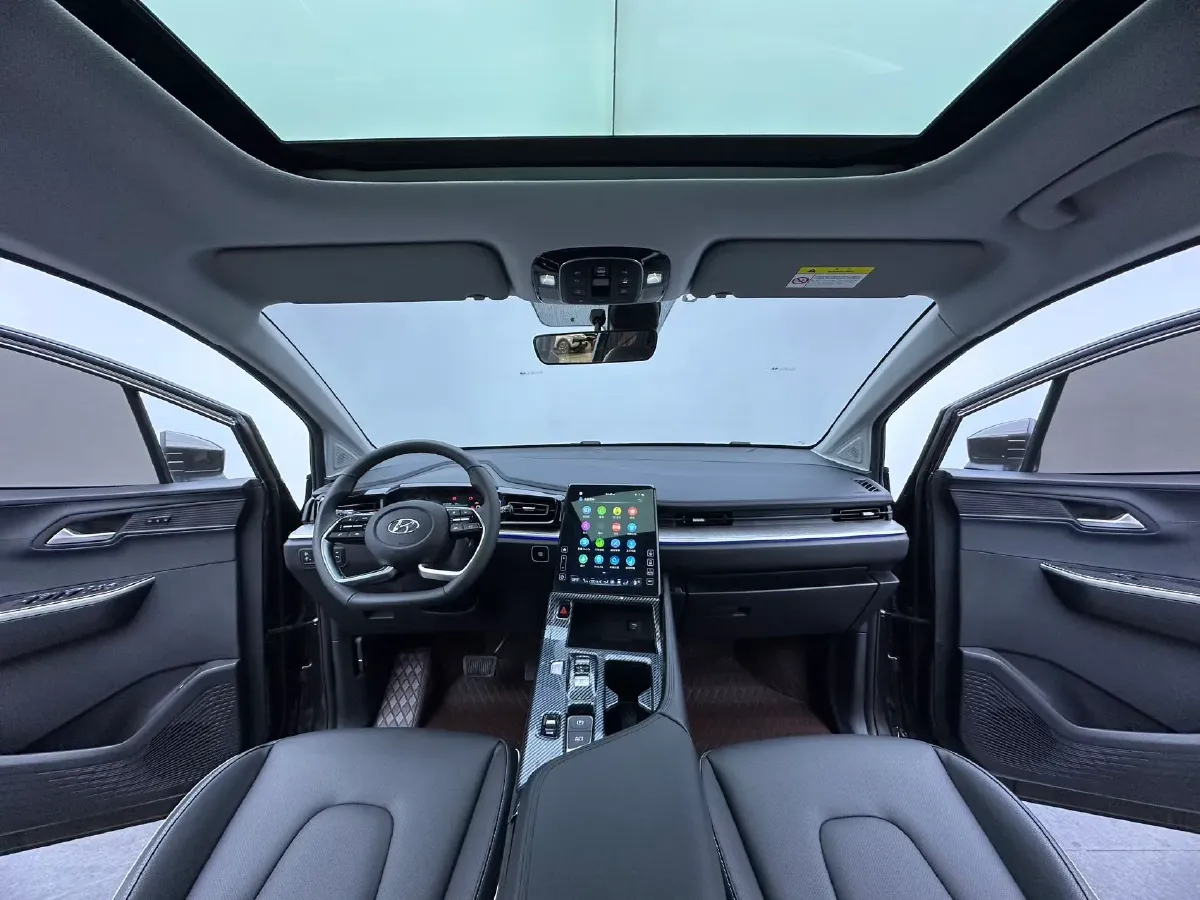 2022 Hyundai Custo 1.5T 170HP L4 8AT,autocango,china used car exporter,china ev exporter,chinese used car exporter,chinese used ev exporter