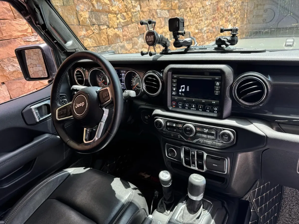 2022 Mercedes-Benz E Class 2.0T 258HP L4 9AT,autocango,china used car exporter,china ev exporter,chinese used car exporter,chinese used ev exporter