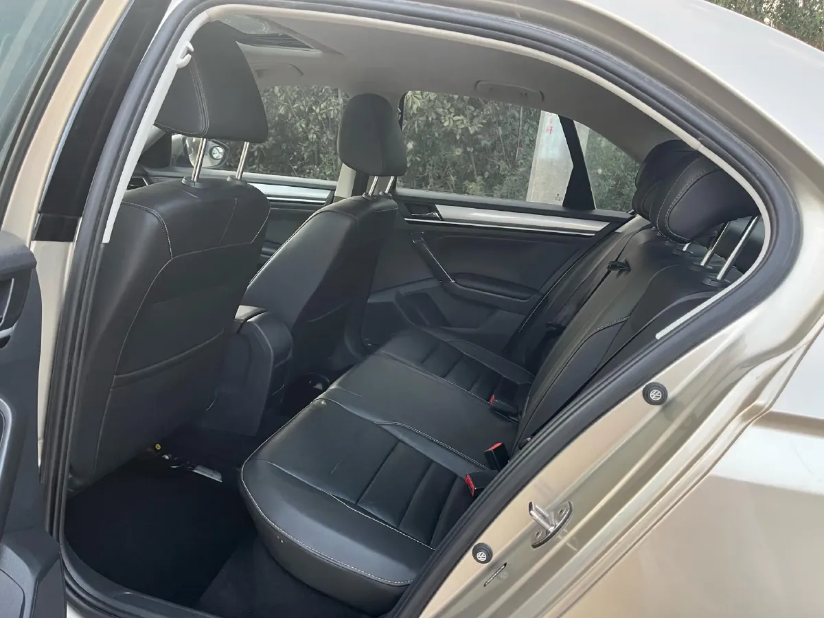 2018 Volkswagen Bora 1.5L 110HP L4 6AT,autocango,china used car exporter,china ev exporter,chinese used car exporter,chinese used ev exporter