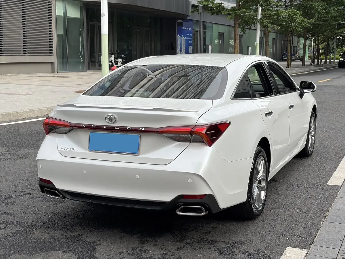 2021 Toyota Avalon 2.5L 209HP L4 8AT,autocango,china used car exporter,china ev exporter,chinese used car exporter,chinese used ev exporter