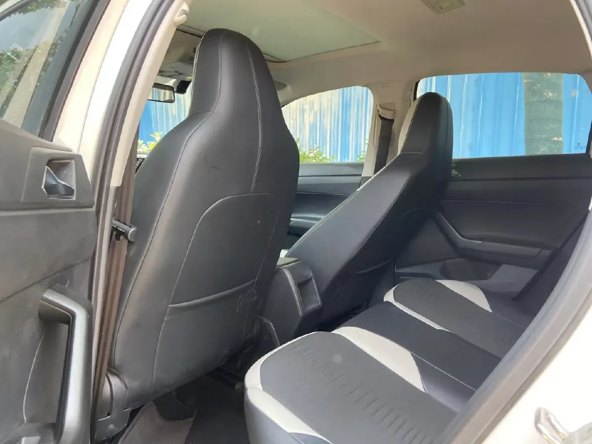 2023 Volkswagen Polo 1.5L 113HP L4 6AT,autocango,china used car exporter,china ev exporter,chinese used car exporter,chinese used ev exporter