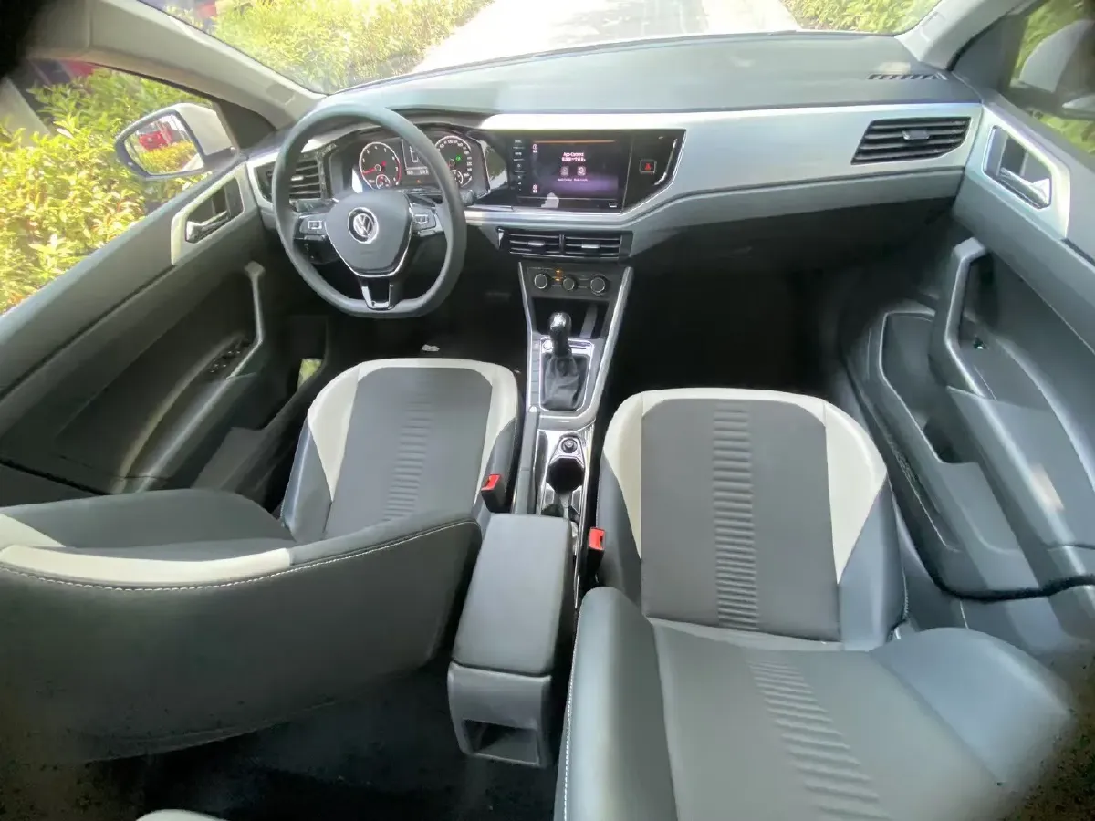 2023 Volkswagen Polo 1.5L 113HP L4 6AT,autocango,china used car exporter,china ev exporter,chinese used car exporter,chinese used ev exporter
