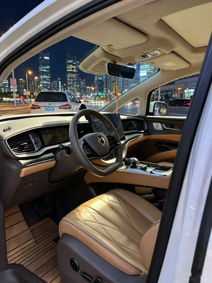 2022 Mercedes-Benz GLC Class 2.0T 197HP L4 9AT,autocango,china used car exporter,china ev exporter,chinese used car exporter,chinese used ev exporter