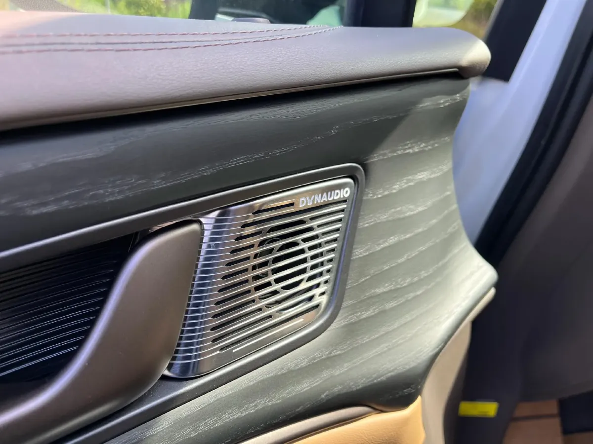 2022 Mercedes-Benz GLC Class 2.0T 197HP L4 9AT,autocango,china used car exporter,china ev exporter,chinese used car exporter,chinese used ev exporter