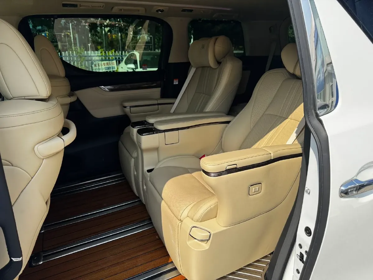 2021 Toyota Vellfire 2.5L 117HP L4 E-CVT Hybrid,autocango,china used car exporter,china ev exporter,chinese used car exporter,chinese used ev exporter