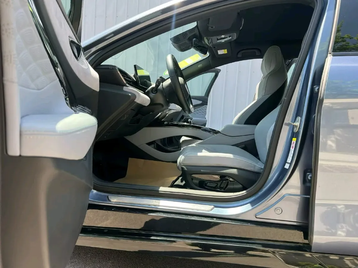 2022 Leapmotor C01 BEV 78.54KWH,autocango,china used car exporter,china ev exporter,chinese used car exporter,chinese used ev exporter