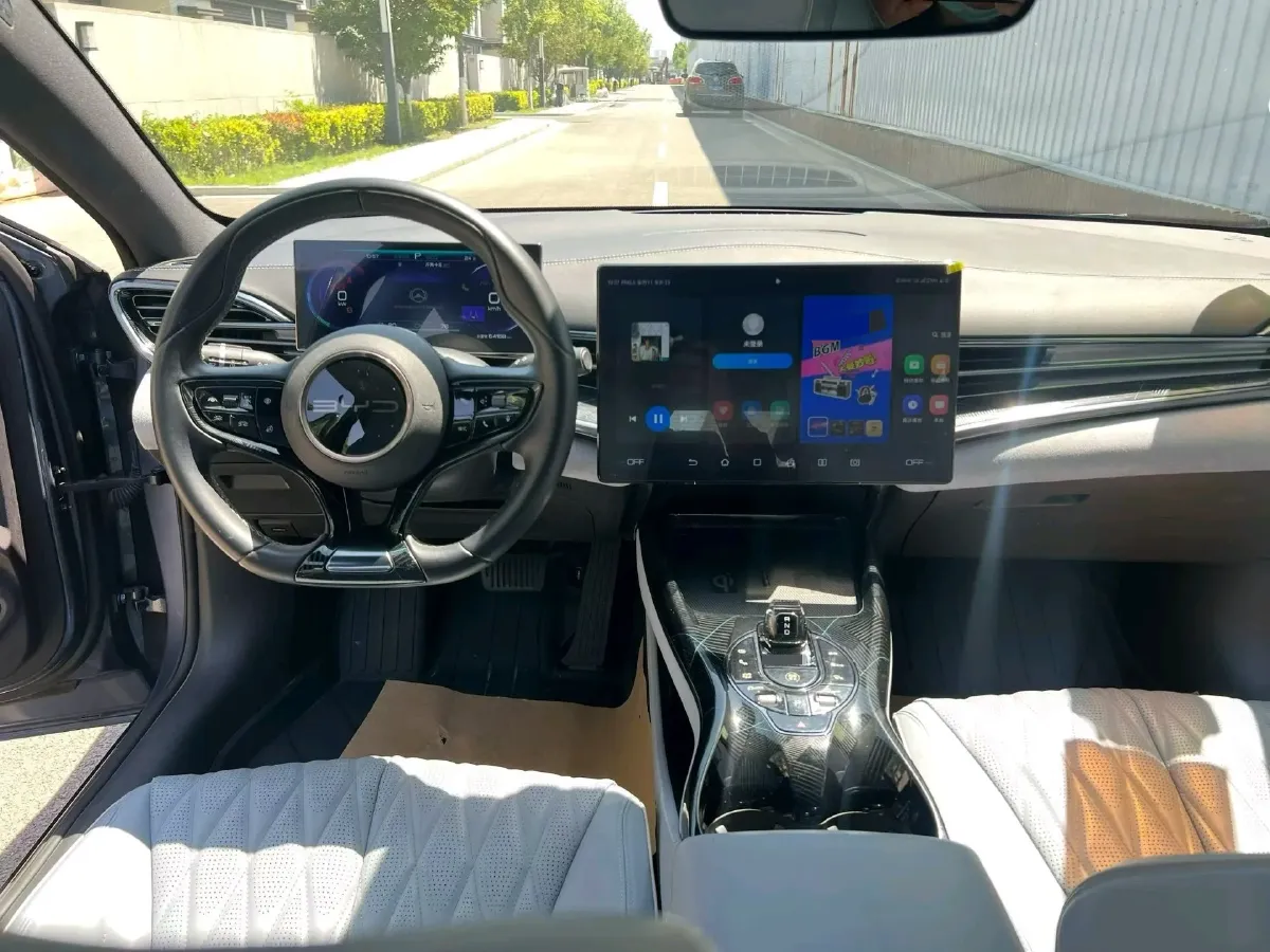 2022 Leapmotor C01 BEV 78.54KWH,autocango,china used car exporter,china ev exporter,chinese used car exporter,chinese used ev exporter