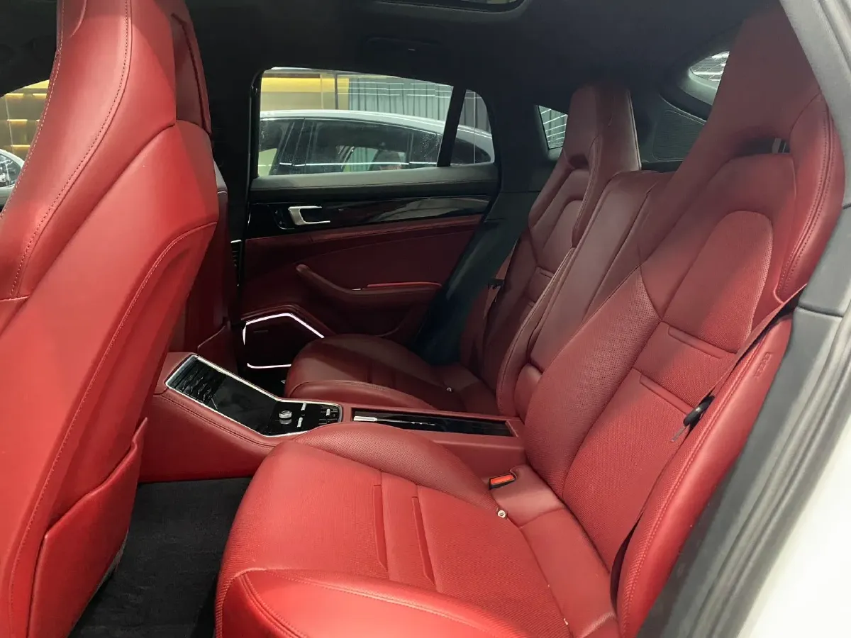 2021 Porsche Panamera 2.9T 330HP V6 8DCT,autocango,china used car exporter,china ev exporter,chinese used car exporter,chinese used ev exporter